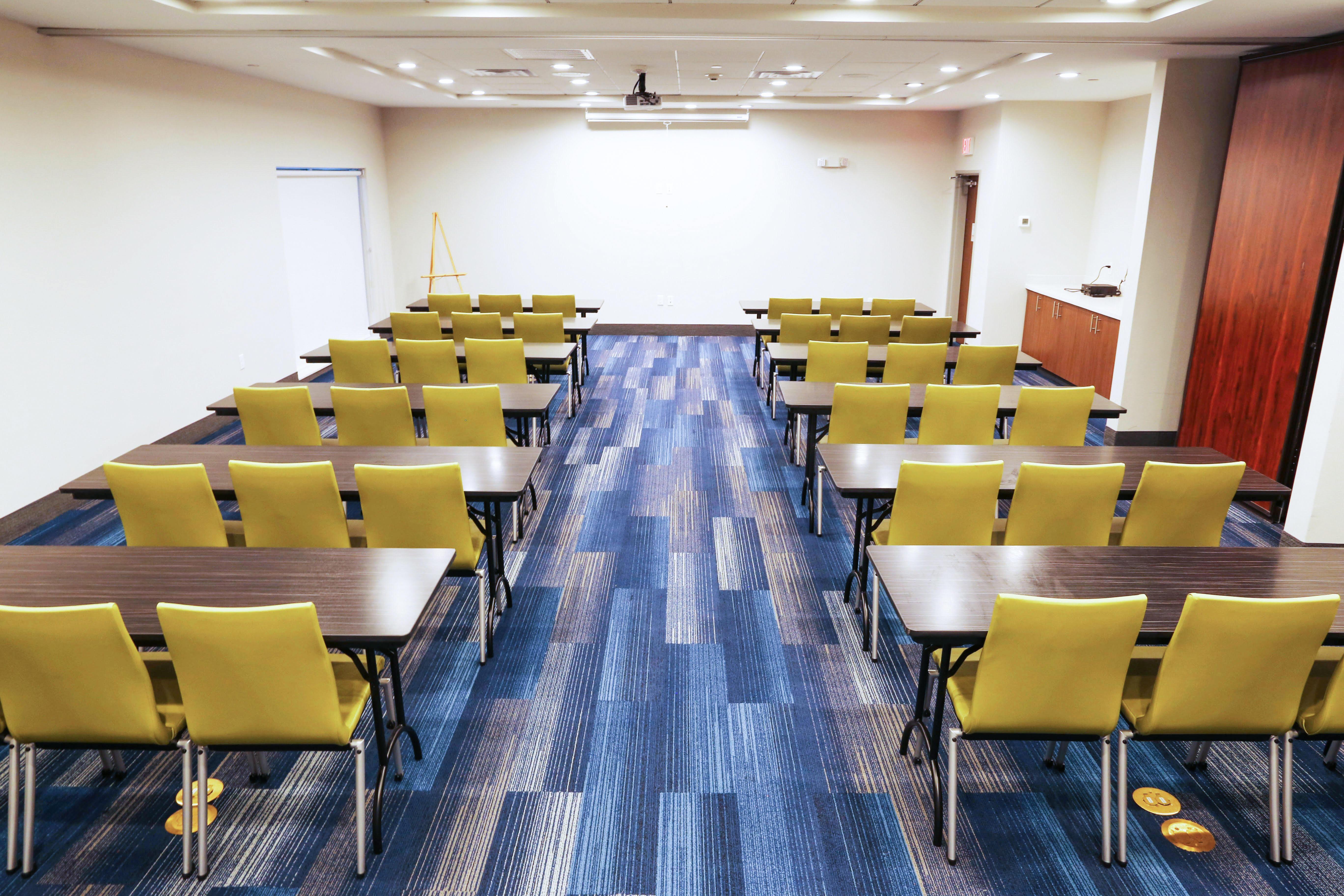 Holiday Inn Express & Suites - Houston Iah - Beltway 8 By Ihg Aldine Exterior photo